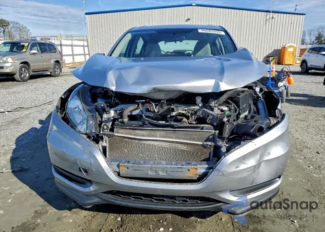 2017 Honda Hr-V Lx z USA, uszkodzony, nr VIN 3CZRU6H37HG700547